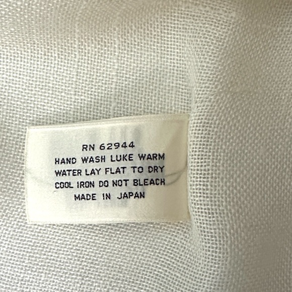 Large Square Ivory Scarf Shawl Bill Blass Baar & Beards Rayon Linen Japan Vtg - Picture 9 of 9